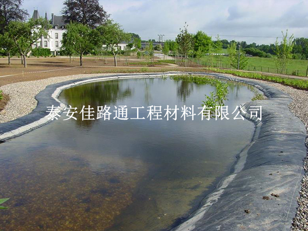 如何提高垃圾填埋場防滲膜鋪設(shè)效率 如何提高垃圾填埋場防滲膜鋪設(shè)效率